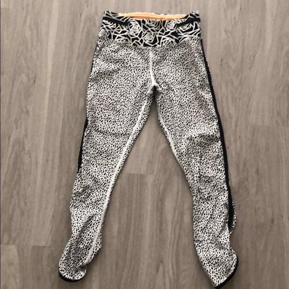 Printed lulu lemon leggings